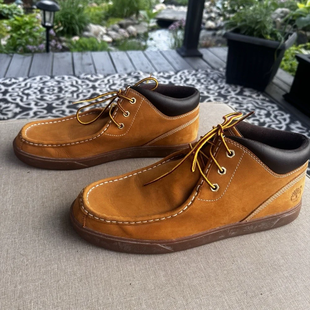 Men's Timberland 'Wallabe Style' Casual Mid Boots Wheat Gum Sole Size 11.5 US